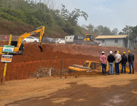 Diretoria da Cesama realiza visita técnica às obras que vão impactar em melhoria do saneamento básico em Juiz de Fora