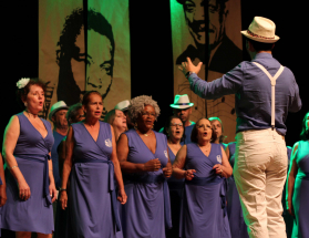 Coral Cesama mantém tradição natalina com apresentações neste final de ano